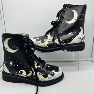 Rogue & Wolf Combat Boots 8.5 Lunar Tide Moon Stars Chunky Black